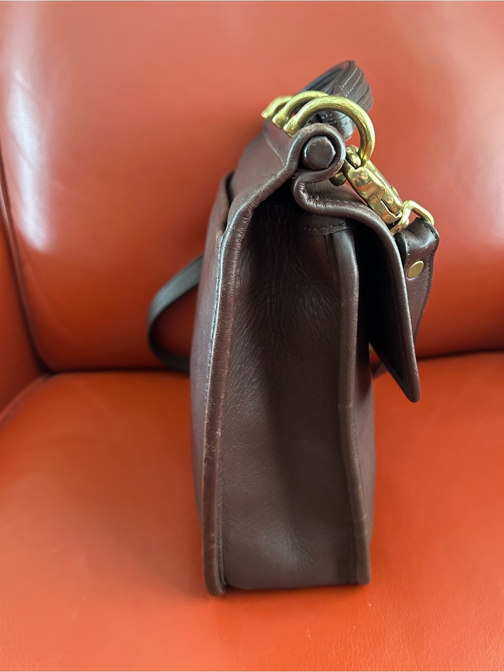 Vintage Coach Willis handbag 9927 in dark mahogany brown. Great condition! - Picture 7 of 16